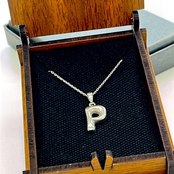 Brand New Sterling Silver 925 3D Bubble Letter Necklace Monogram Balloon "P" - Picture 8 of 15